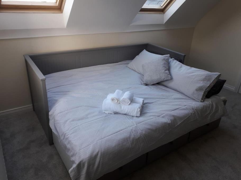 Dovecote Lodge On The 5 Star Lough Erne Resort Ballycassidy 外观 照片