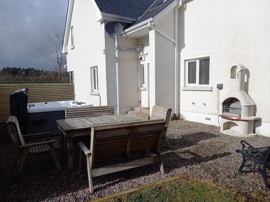 Dovecote Lodge On The 5 Star Lough Erne Resort Ballycassidy 外观 照片